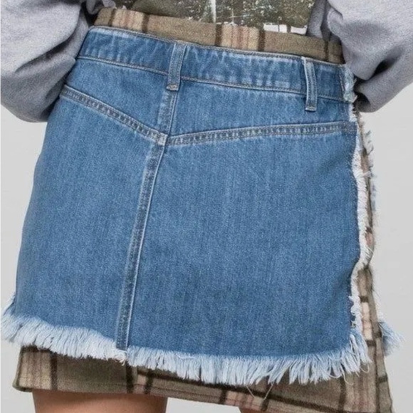 Insane Gene Patchwork Denim Mini Skirt NWT | Raw Hem | Size Small - Picture 4 of 4